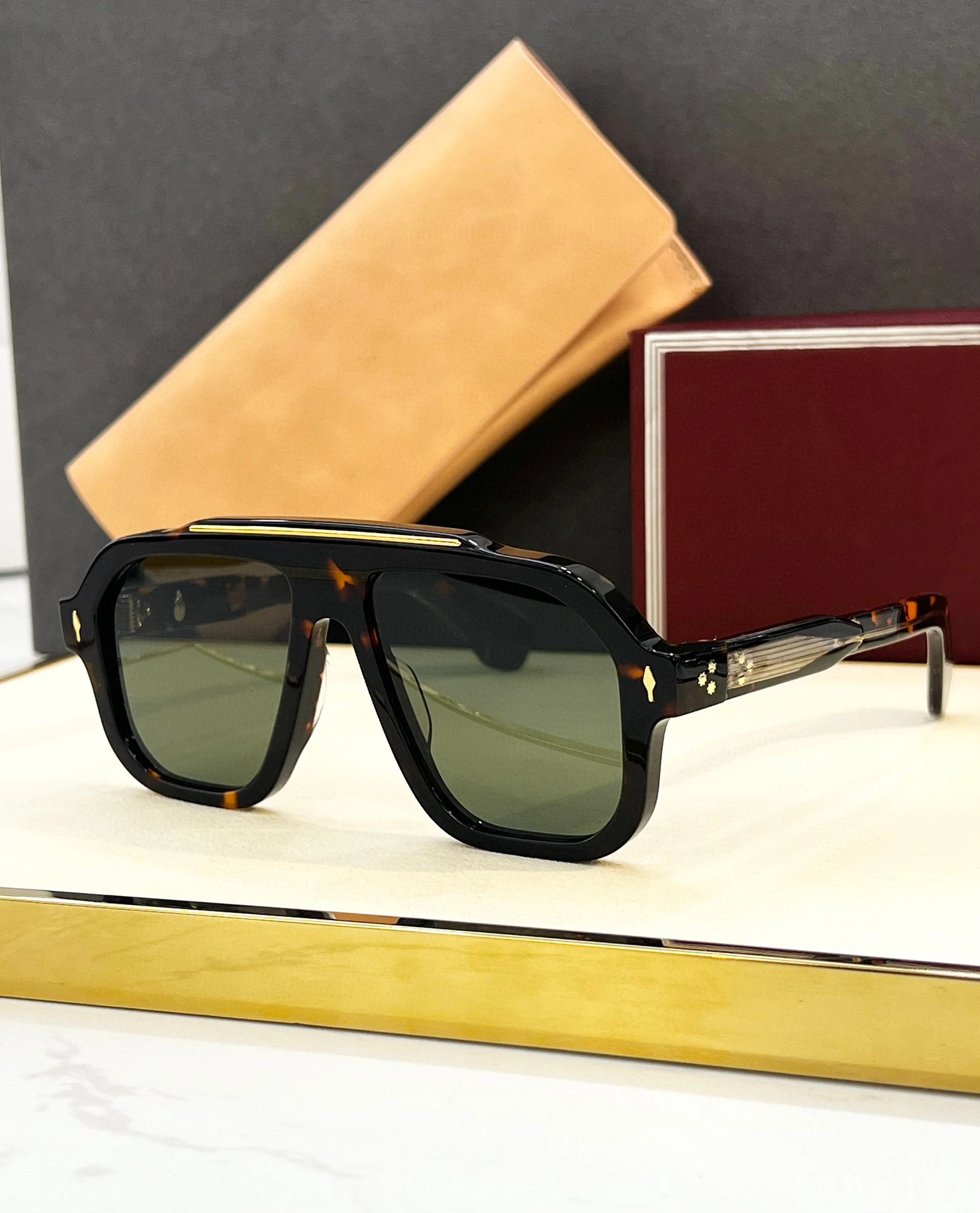 JACQ JMM Advanced Large Frame Square Retro Sunglasses UV Protection ex Faionable OCTAVIAN for round Oval Long Faces
JACQ JMM Advanced Large Frame Square Retro Sunglasses UV Protection ex Faionable OCTAVIAN for round Oval Long Faces