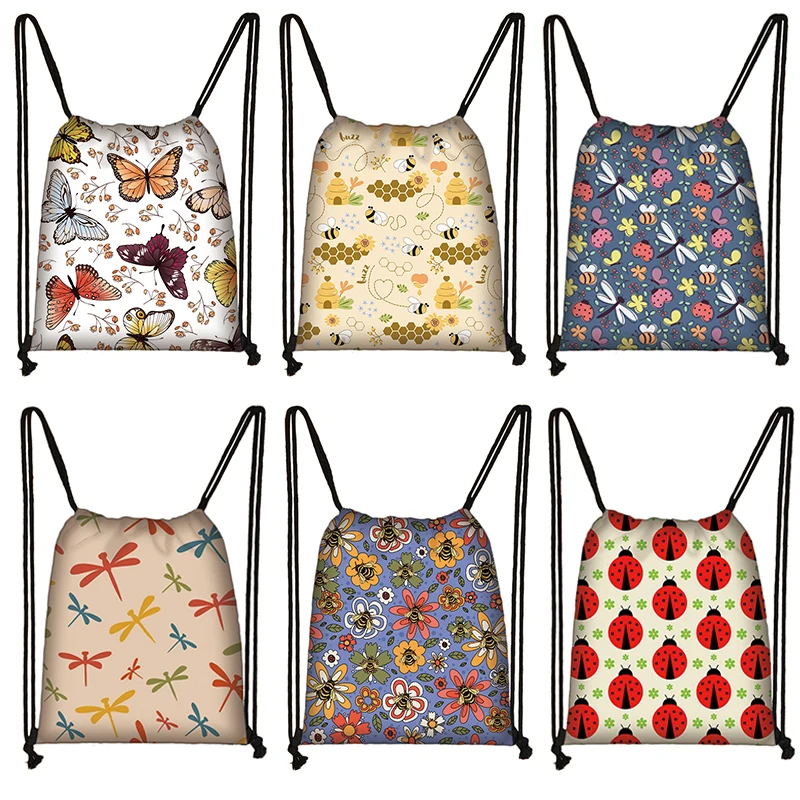 Honeybee Butterfly Dragonfly Print Backpack Ladybug Drawstring Bags Women Shoulder Bag for Travel Bookbags Shoes Holder Gift
Honeybee Butterfly Dragonfly Print Backpack Ladybug Drawstring Bags Women Shoulder Bag for Travel Bookbags Shoes Holder Gift
