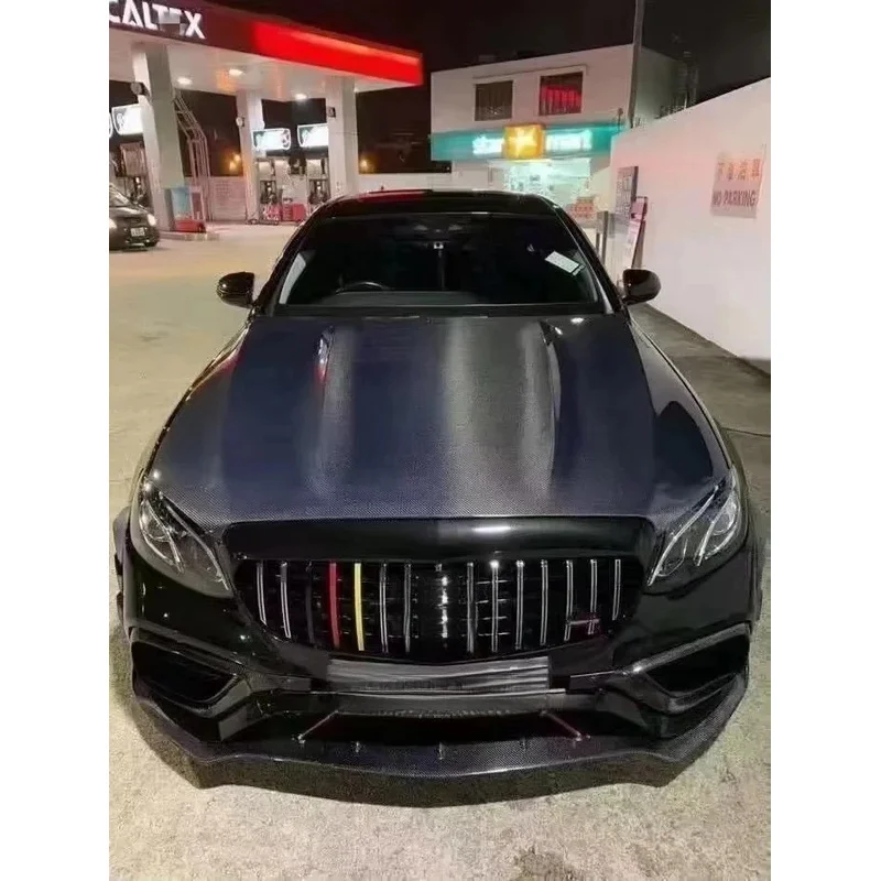 High Quality OEM Style Carbon Fiber Engine Hood Bonnet W213 E300 E400 E63S Car Exterior Modification Parts
High Quality OEM Style Carbon Fiber Engine Hood Bonnet W213 E300 E400 E63S Car Exterior Modification Parts