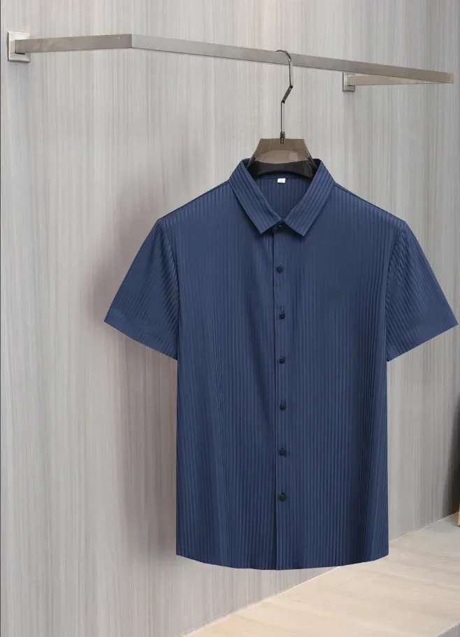 2024 DIKU Shirt silk men 2024 summer new short sleeve breathable thin embroidery quality big size M-2XL
2024 DIKU Shirt silk men 2024 summer new short sleeve breathable thin embroidery quality big size M-2XL
