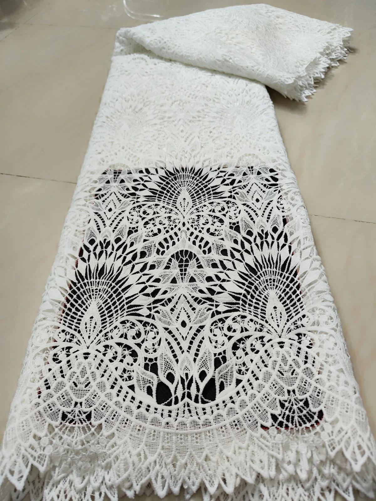 2023 White African Cord Lace Fabric Nigerian Milk Silk Guipure Lace Water Soluble Lace Fabric For Women Party Dress PJFT2323A
2023 White African Cord Lace Fabric Nigerian Milk Silk Guipure Lace Water Soluble Lace Fabric For Women Party Dress PJFT2323A