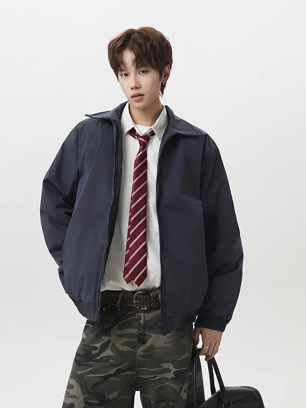 Мужская зимняя куртка-бомбер American High Street MA Pilot из хлопка: модная, теплая, свободного кроя, в бейсбольном стиле
Мужская зимняя куртка-бомбер American High Street MA Pilot из хлопка: модная, теплая, свободного кроя, в бейсбольном стиле