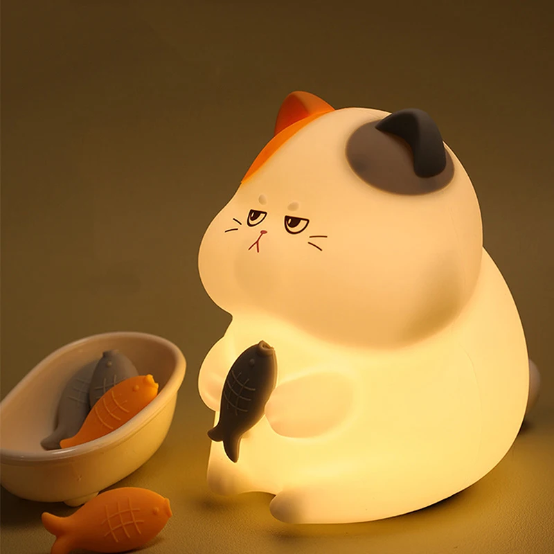 Gluttonous Cat Night Light Rechargeable Silicone Touch Patting Lamp Fun Cat and Fish Lamp Animal Light Bedside Desktop Decor
Gluttonous Cat Night Light Rechargeable Silicone Touch Patting Lamp Fun Cat and Fish Lamp Animal Light Bedside Desktop Decor
