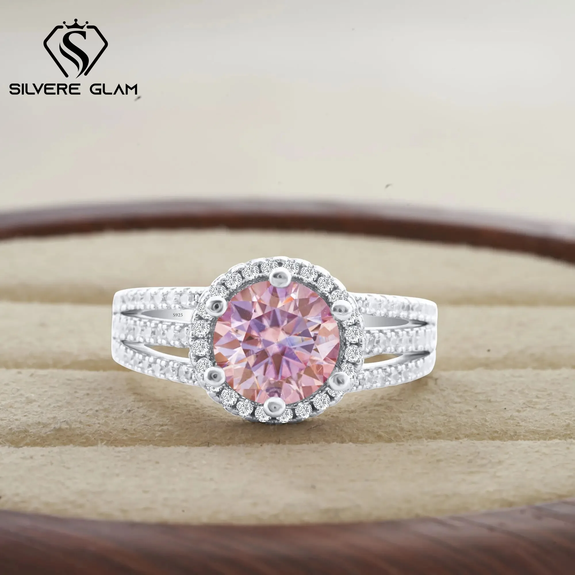 925 Sterling Silver Moissanite Rings 2Carat D Color Luxury Jewelry Women's Rings With Certificate Colorful Fairy Ring Engagement
925 Sterling Silver Moissanite Rings 2Carat D Color Luxury Jewelry Women's Rings With Certificate Colorful Fairy Ring Engagement