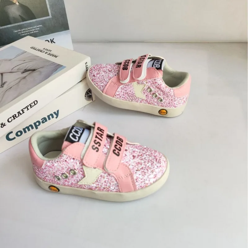 Small White Shoes Autumn New Girls Dirty Shoes Casual Shoes Stars Breathable Boy Board Shoes Sneakers Comfortable Daily Kids
Small White Shoes Autumn New Girls Dirty Shoes Casual Shoes Stars Breathable Boy Board Shoes Sneakers Comfortable Daily Kids