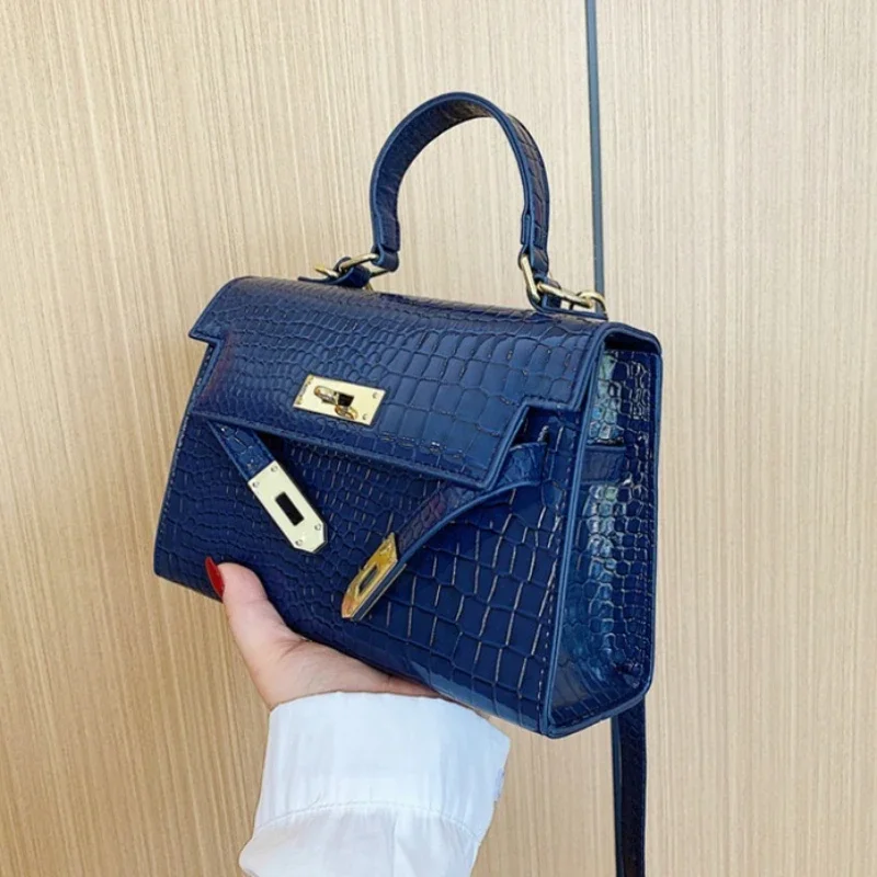 Luxury Brand Famous Designer Women's Hand Bag Classic In Leather Elegant Shoulder Bag Detachable Chain 
Luxury Brand Famous Designer Women's Hand Bag Classic In Leather Elegant Shoulder Bag Detachable Chain
