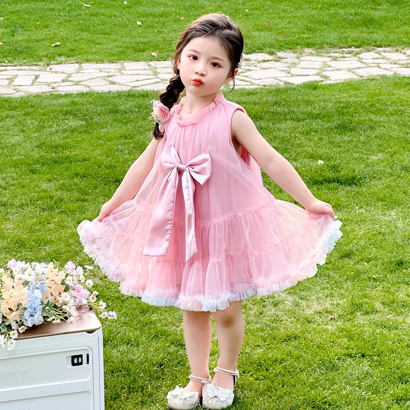 2025 Girls Sleeveless Mesh Dress Korean Style Loose Fit Pink Bow Princess Gown Children Birthday Party Outfits Kids Summer
2025 Girls Sleeveless Mesh Dress Korean Style Loose Fit Pink Bow Princess Gown Children Birthday Party Outfits Kids Summer