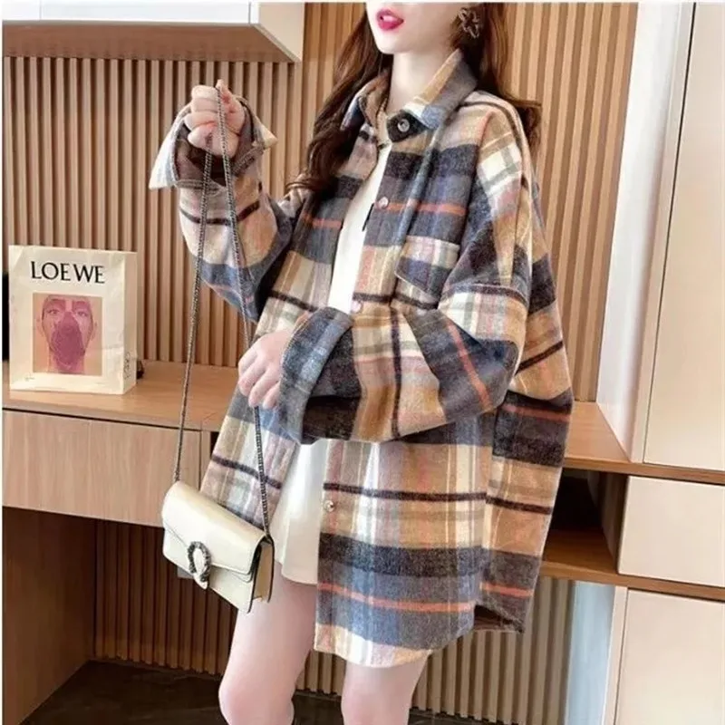 Women Korean Spring Thickening Frosted Plaid Cardigan Blouse Female Hong Kong Style Retro Loose Fit Leisure Long Sleeved Shirts
Women Korean Spring Thickening Frosted Plaid Cardigan Blouse Female Hong Kong Style Retro Loose Fit Leisure Long Sleeved Shirts