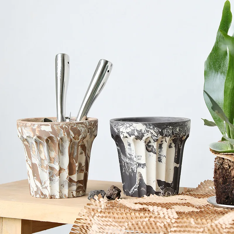 Breathable Ceramic Flowerpot Unglazed Twisted Clay Pot Plant Ceramic Twisted Tire Mixed Color Soil Creative Garden Accessories
Breathable Ceramic Flowerpot Unglazed Twisted Clay Pot Plant Ceramic Twisted Tire Mixed Color Soil Creative Garden Accessories