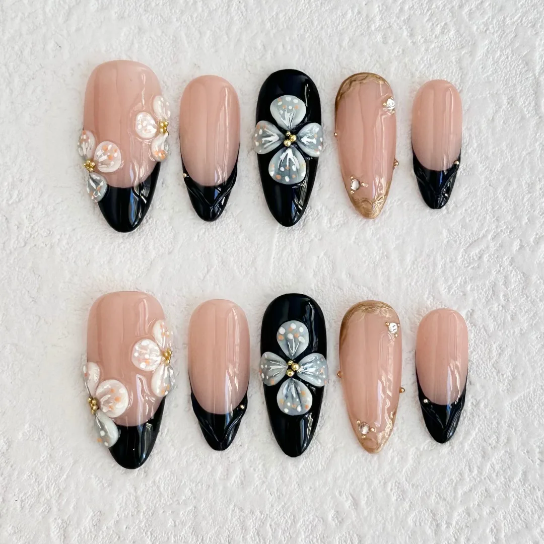 New White Floral Design Handmade 3D Inlaid Nails Pressed on False Nails Gold Embellished Black Color Manicure Nail
New White Floral Design Handmade 3D Inlaid Nails Pressed on False Nails Gold Embellished Black Color Manicure Nail