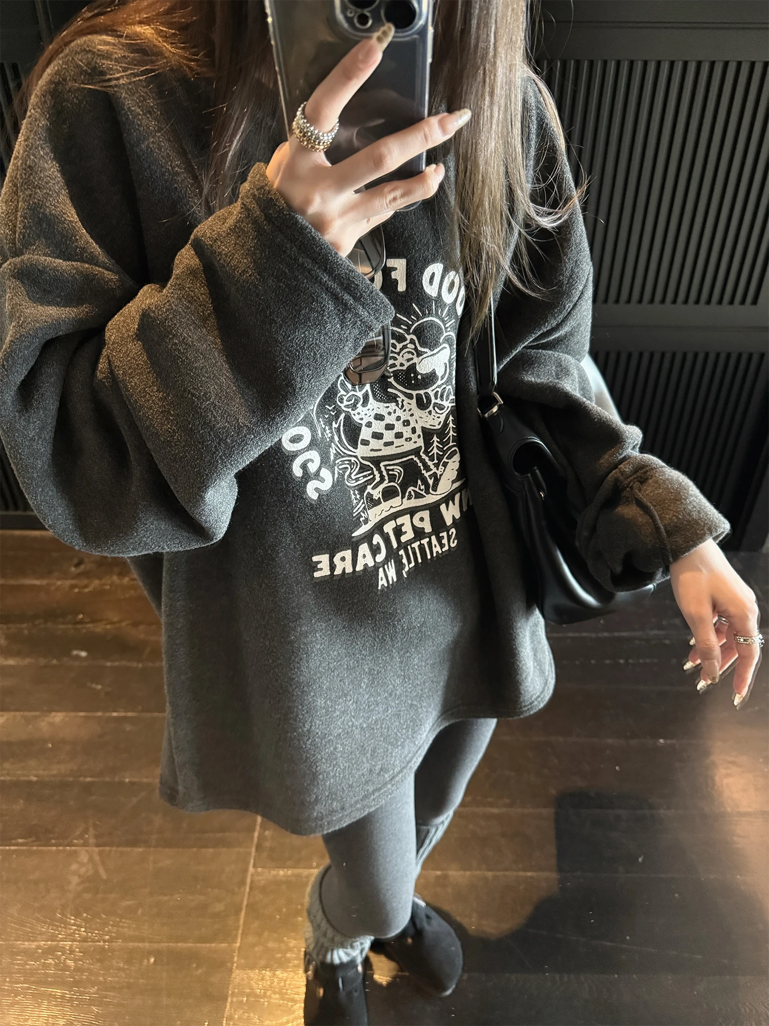 Superniniyy Tease Little Dog Fur Loop Print Loose Fit round Ne Fce Women's Sweatirt Soft Cozy Korean Sle Long Sve
Superniniyy Tease Little Dog Fur Loop Print Loose Fit round Ne Fce Women's Sweatirt Soft Cozy Korean Sle Long Sve