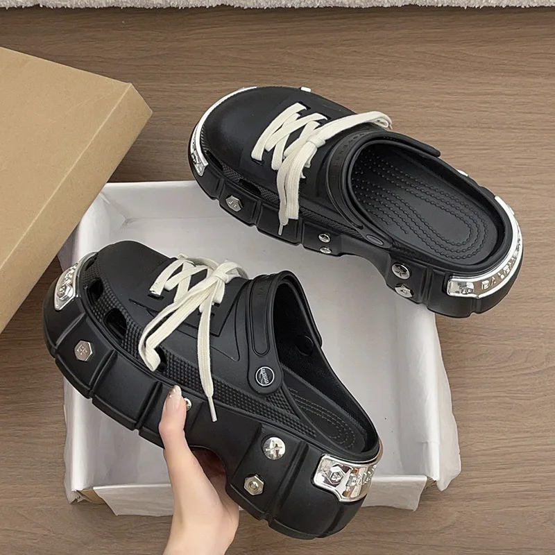 Thick-soled heightening hole shoes men's new go-out baotou drag non-slip dual-purpose beach shoes
Thick-soled heightening hole shoes men's new go-out baotou drag non-slip dual-purpose beach shoes