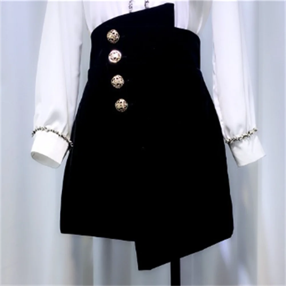 OL Velvet skirt high-waisted skirt irregular single-breasted black spring autumn and winter elegant ladies
OL Velvet skirt high-waisted skirt irregular single-breasted black spring autumn and winter elegant ladies
