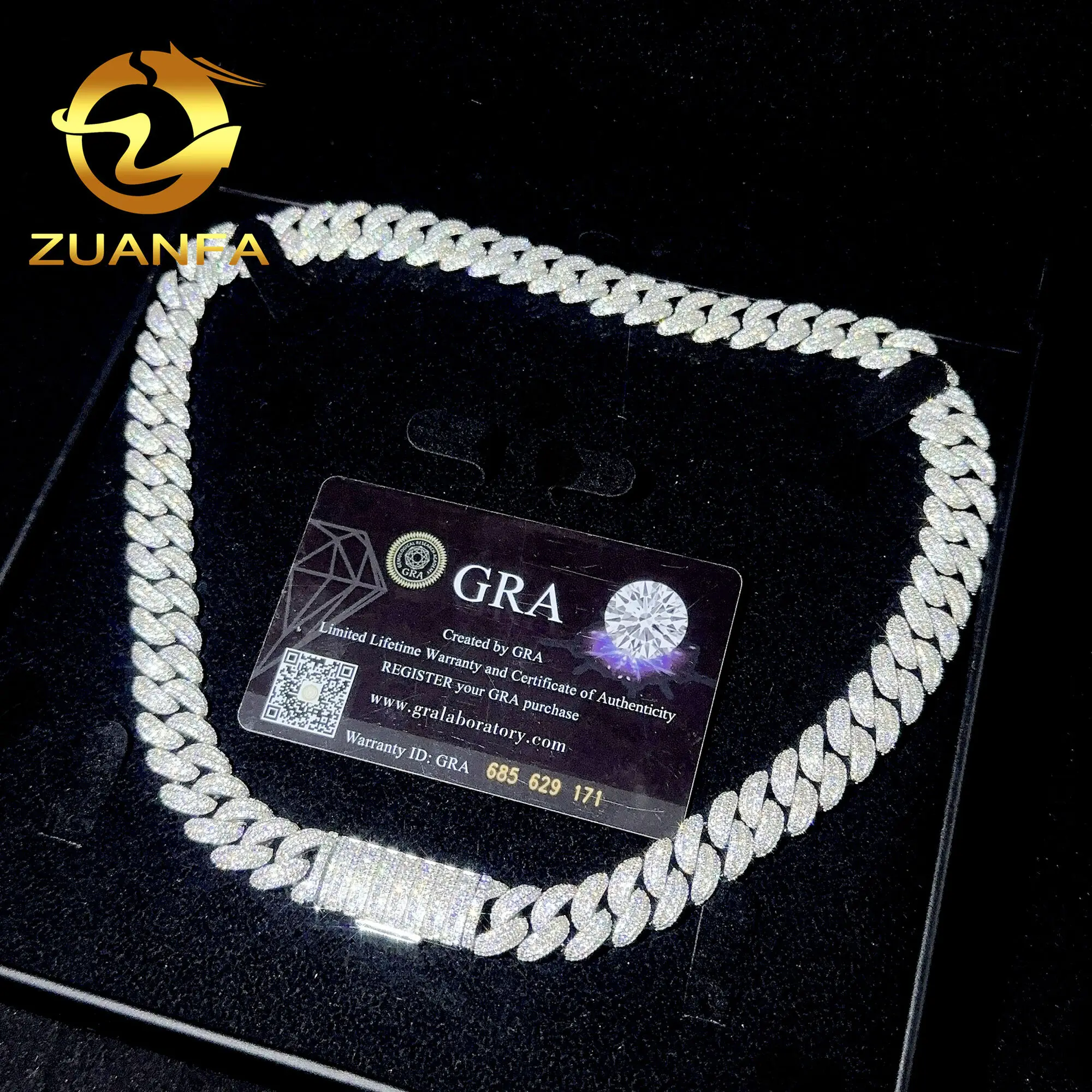 High Quality Classic Moissanite Hip hop Jewelry 13mm 925 Solid Silver Miami Cuban Link Chain Iced Out Custom Pendant Necklace
High Quality Classic Moissanite Hip hop Jewelry 13mm 925 Solid Silver Miami Cuban Link Chain Iced Out Custom Pendant Necklace
