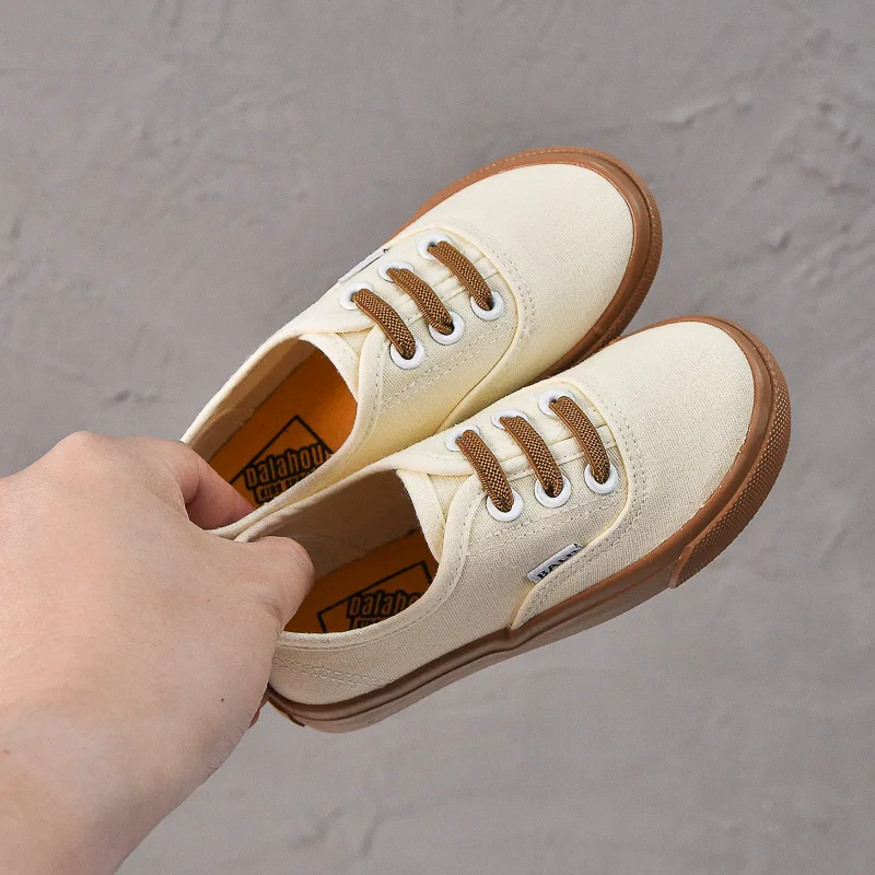 Solid Color Children Canvas Shoes Sewing Thread Round Toe Non Slip Outdoor Kids New Fashion Minimalist Casual Soft Sole Shoes
Solid Color Children Canvas Shoes Sewing Thread Round Toe Non Slip Outdoor Kids New Fashion Minimalist Casual Soft Sole Shoes