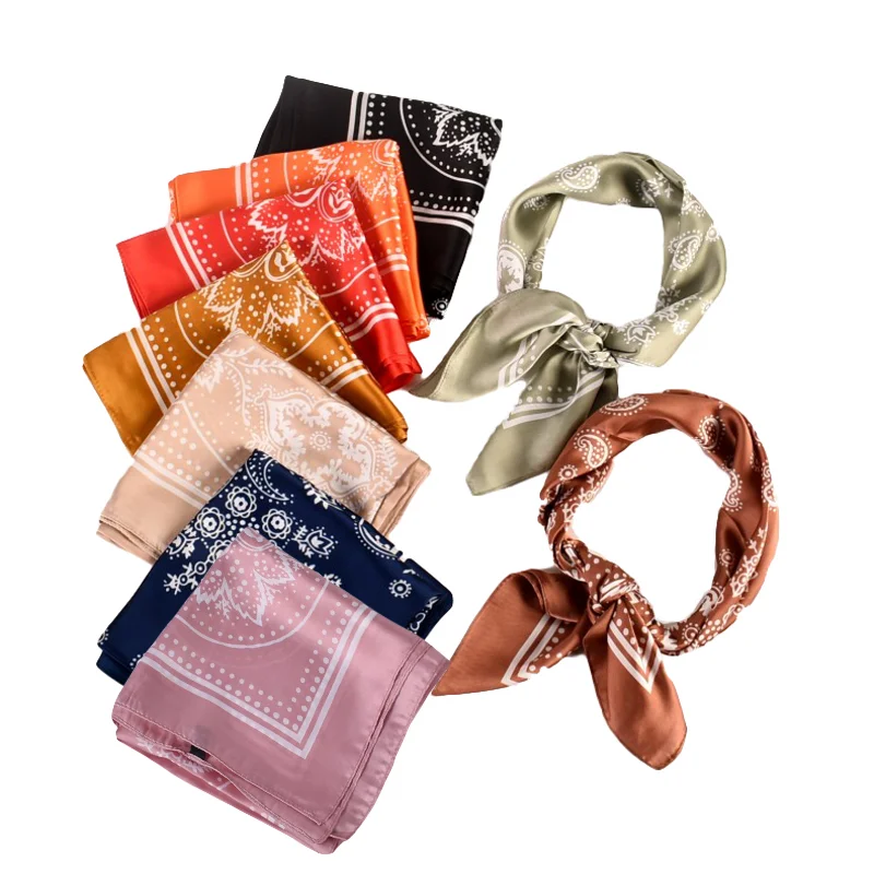70cm Square Scarf Vintage European American Paisley Print Soft Satin Silk Multi Tie Daily Bag Women All Season Head Foulard
70cm Square Scarf Vintage European American Paisley Print Soft Satin Silk Multi Tie Daily Bag Women All Season Head Foulard