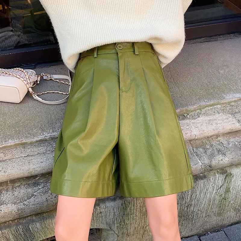Spring and Autumn New Women's Fashion PU Leather Shorts Elastic Waist Loose Five-Point Leather Pants Leggings
Spring and Autumn New Women's Fashion PU Leather Shorts Elastic Waist Loose Five-Point Leather Pants Leggings