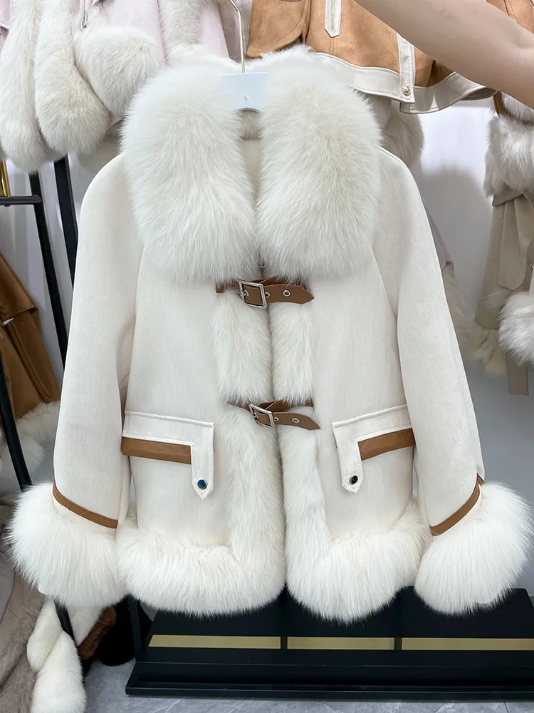 2023 New Fashion Winter Natural Fox Fur Collar Goose Down Coat Womens Suede Loose Luxury Puffer Jackets Clothing
2023 New Fashion Winter Natural Fox Fur Collar Goose Down Coat Womens Suede Loose Luxury Puffer Jackets Clothing