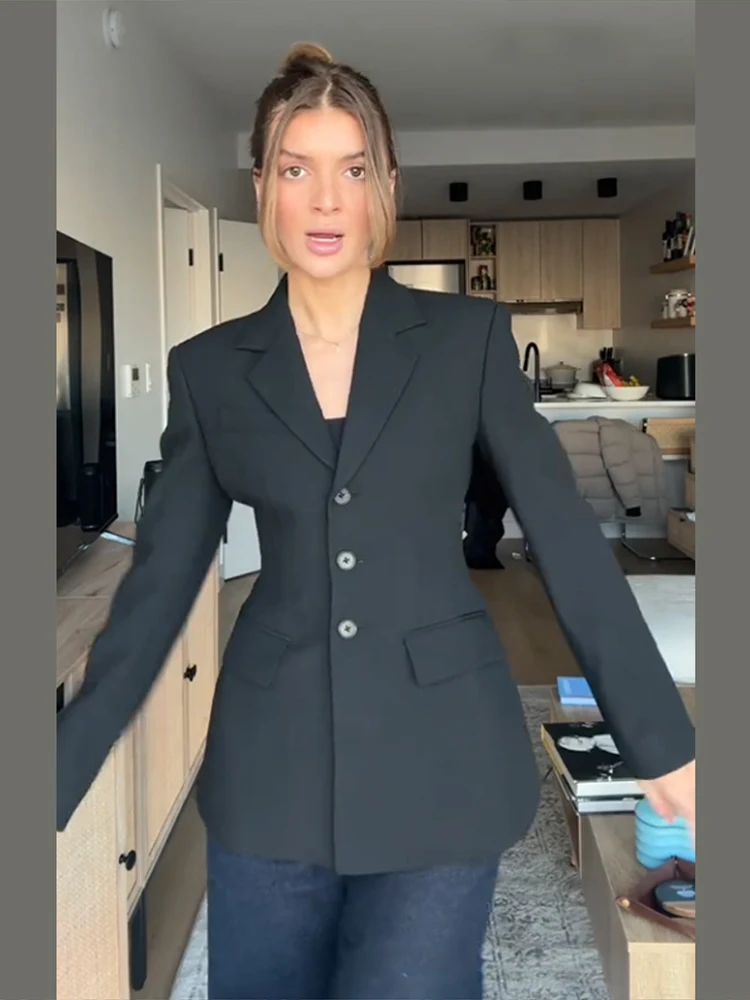 2026 Spring Women's Blazer Coat Lapel Long Sleeve Single-breasted Waist Cinching Black Gray Suit Jacket Office Lady New Outwear
2026 Spring Women's Blazer Coat Lapel Long Sleeve Single-breasted Waist Cinching Black Gray Suit Jacket Office Lady New Outwear