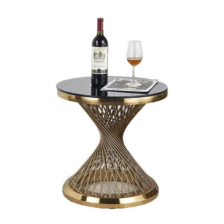 Stainless steel sofa next to the corner, bedroom living room small coffee table
Stainless steel sofa next to the corner, bedroom living room small coffee table