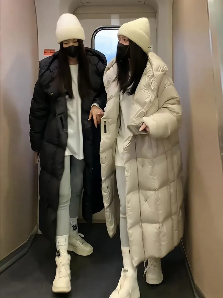 Korean Style Long Over-Knee Hooded down Jacket Women's Winter Thickened Loose Fit Versatile Outerwear Simple Design Commute S...
Korean Style Long Over-Knee Hooded down Jacket Women's Winter Thickened Loose Fit Versatile Outerwear Simple Design Commute S...