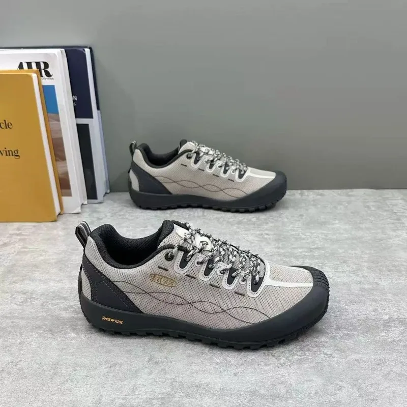 Classic Men Casual Sport Shoes Summer Breathable Mesh Soft Rubber Sole Reinforced Heel Anti-slip Leisure Trainers
Classic Men Casual Sport Shoes Summer Breathable Mesh Soft Rubber Sole Reinforced Heel Anti-slip Leisure Trainers
