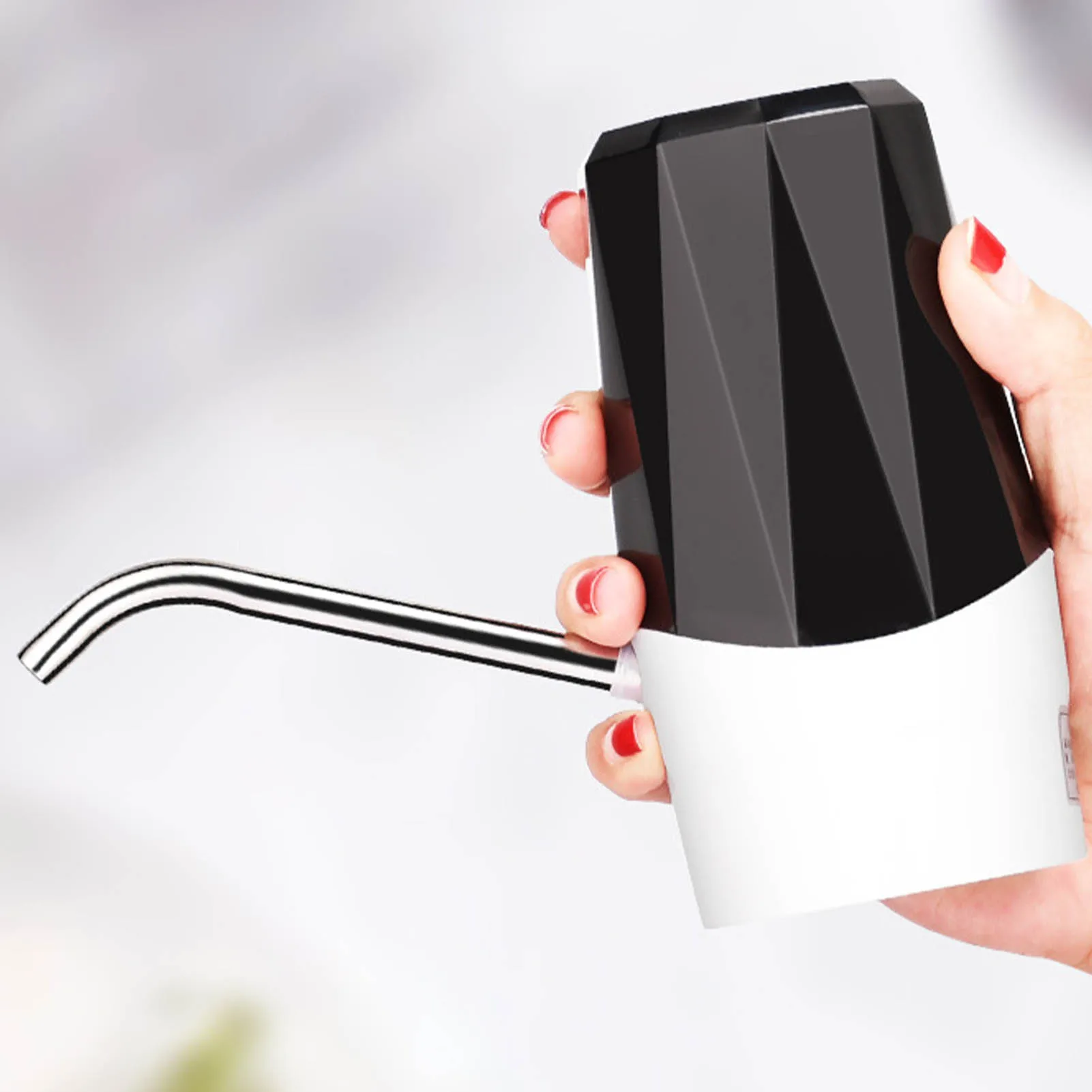 Диспенсер для бутылок с водой, автоматический электрический высокоэффективный портативный насос для питьевой воды для офисного рабочего стола
Диспенсер для бутылок с водой, автоматический электрический высокоэффективный портативный насос для питьевой воды для офисного рабочего стола