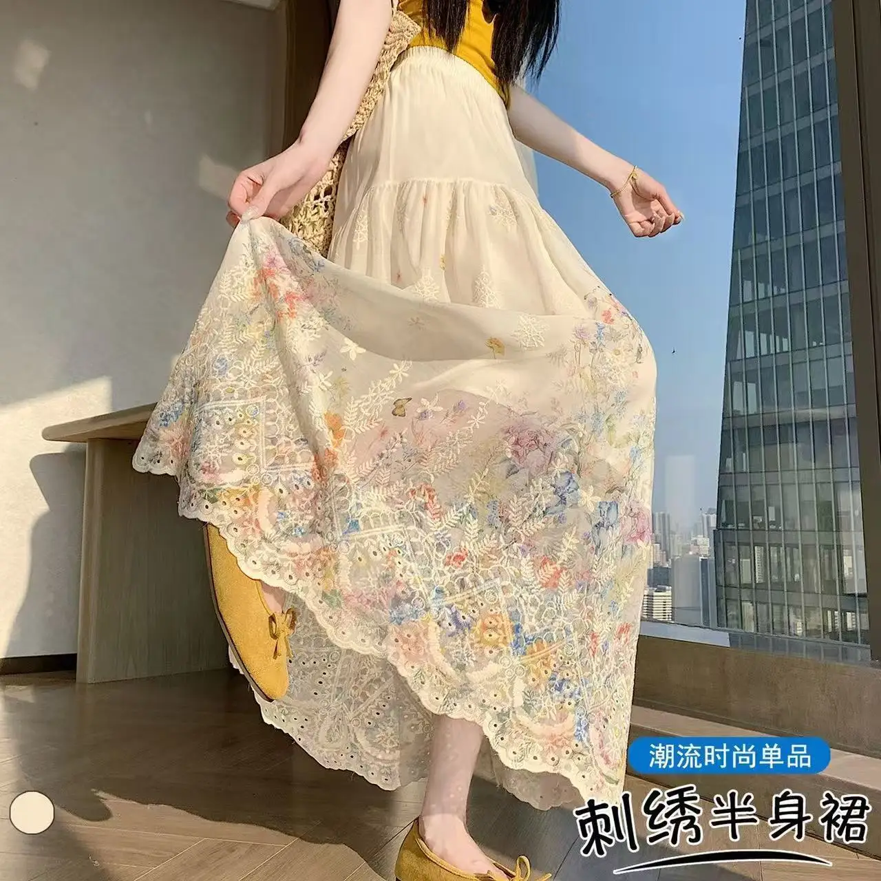 French Style Lace Embroidery Hollow Skirt Women's Summer 2026 New High Waist Long Cake Skirt Fashion Elegant A-line Floral Skirt
French Style Lace Embroidery Hollow Skirt Women's Summer 2026 New High Waist Long Cake Skirt Fashion Elegant A-line Floral Skirt