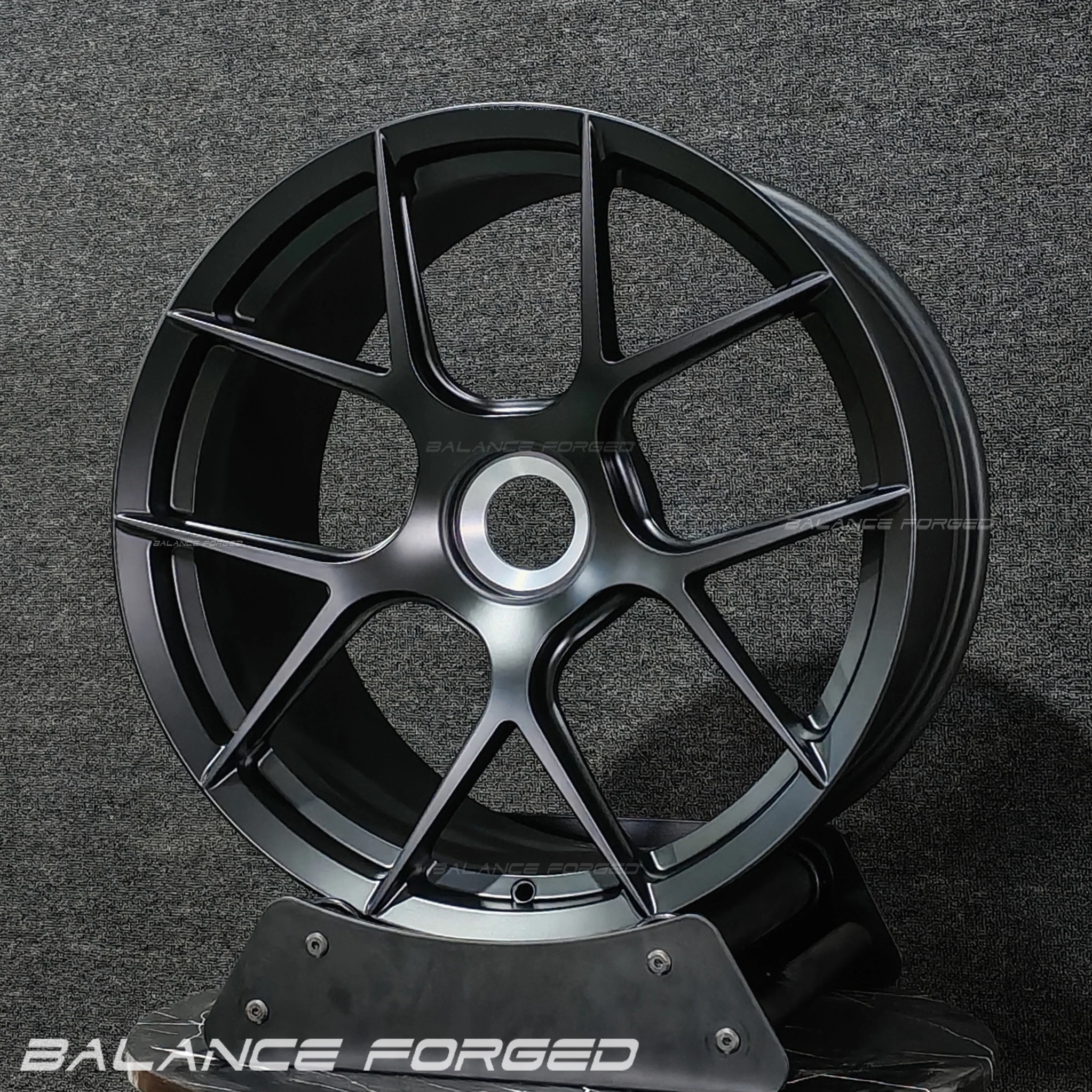 Forged Center Lock Wheel For For 997 991.1 991.2 GT2 GT3 RS For Huracan Custom 6601-T6 Aluminum Lightweight 20-22
Forged Center Lock Wheel For For 997 991.1 991.2 GT2 GT3 RS For Huracan Custom 6601-T6 Aluminum Lightweight 20-22