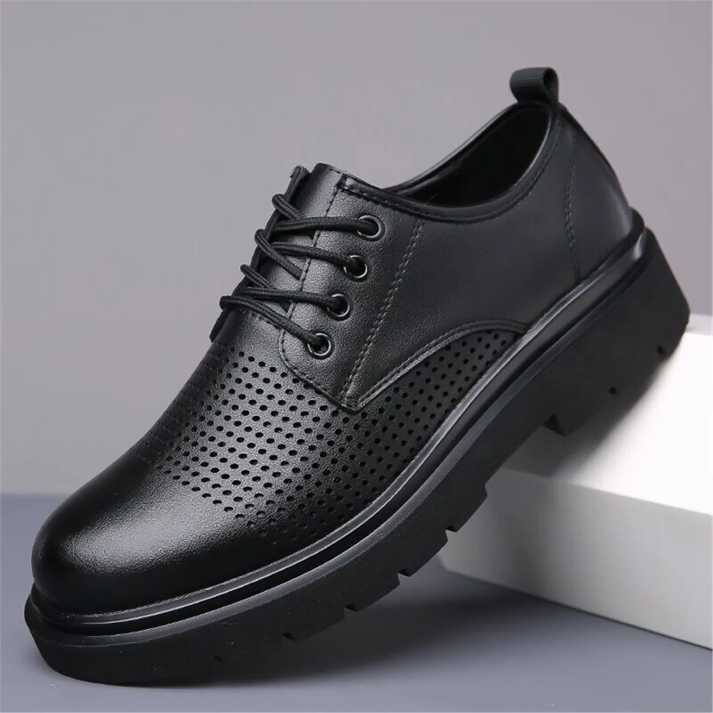Мужские повседневные кожаные туфли премиум-класса 2025: Новинка, модный британский стиль, для работы и бизнеса, с высокой стелькой, модные
Мужские повседневные кожаные туфли премиум-класса 2025: Новинка, модный британский стиль, для работы и бизнеса, с высокой стелькой, модные