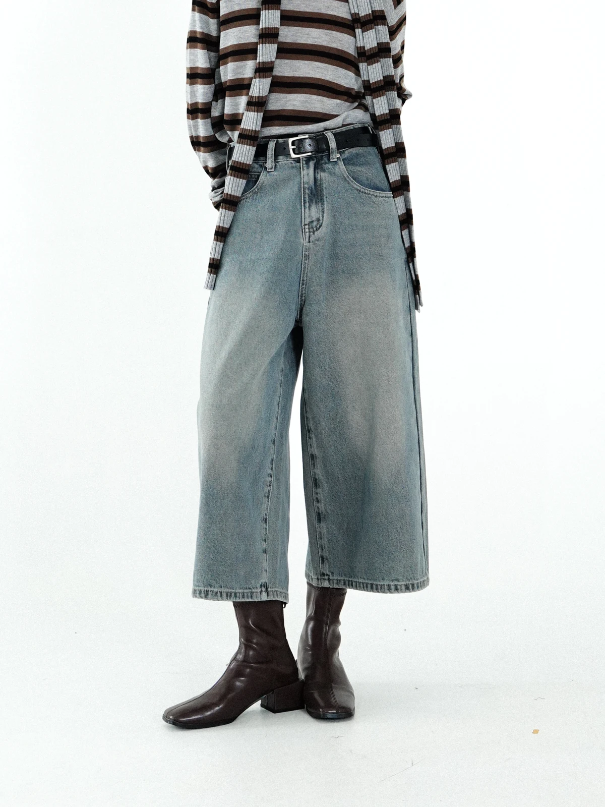 Modello Island Women's Denim Jeans High Waist Wide Leg Pants Casual Washed Cotton Jeans Spring Summer Autumn Wear
Modello Island Women's Denim Jeans High Waist Wide Leg Pants Casual Washed Cotton Jeans Spring Summer Autumn Wear