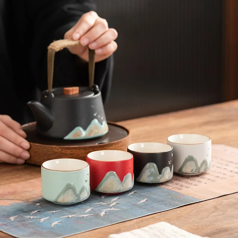 Chinese Ceramic Small Teacup Set Hand-Painted Teacup Set High-end Ceramic Vintage Kungfu Tea Set Home Tea Cup Bowls
Chinese Ceramic Small Teacup Set Hand-Painted Teacup Set High-end Ceramic Vintage Kungfu Tea Set Home Tea Cup Bowls