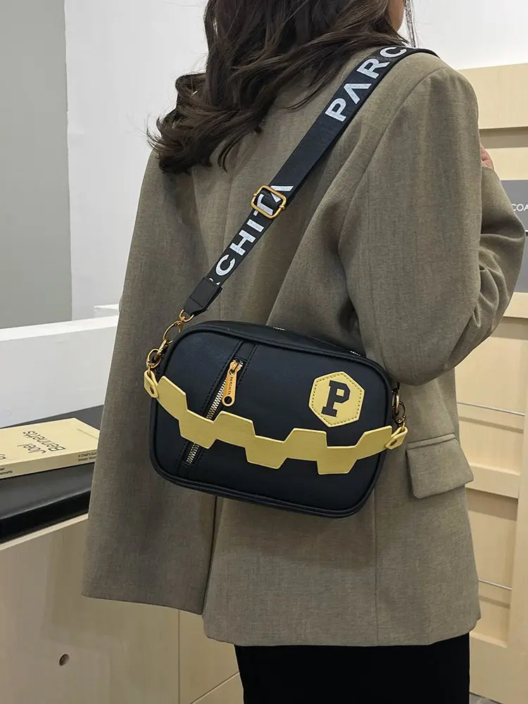 2025 New Minimalist Solid Color Shoulder Bag for Women, Genuine Leather Crossbody Purse with Adjustable Strap, Chic & Practical
2025 New Minimalist Solid Color Shoulder Bag for Women, Genuine Leather Crossbody Purse with Adjustable Strap, Chic & Practical