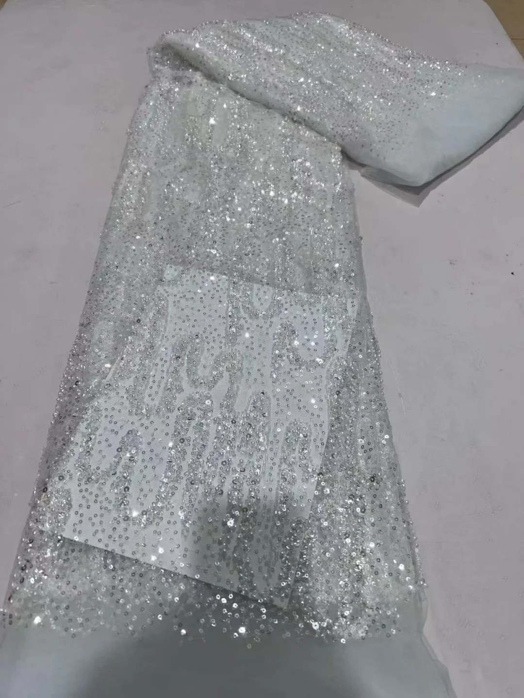 Heavy African Beaded Lace 2026 High Quality Nigerian French Mesh Lace Fabric With Sequins For Wedding Party Dress Women
Heavy African Beaded Lace 2026 High Quality Nigerian French Mesh Lace Fabric With Sequins For Wedding Party Dress Women