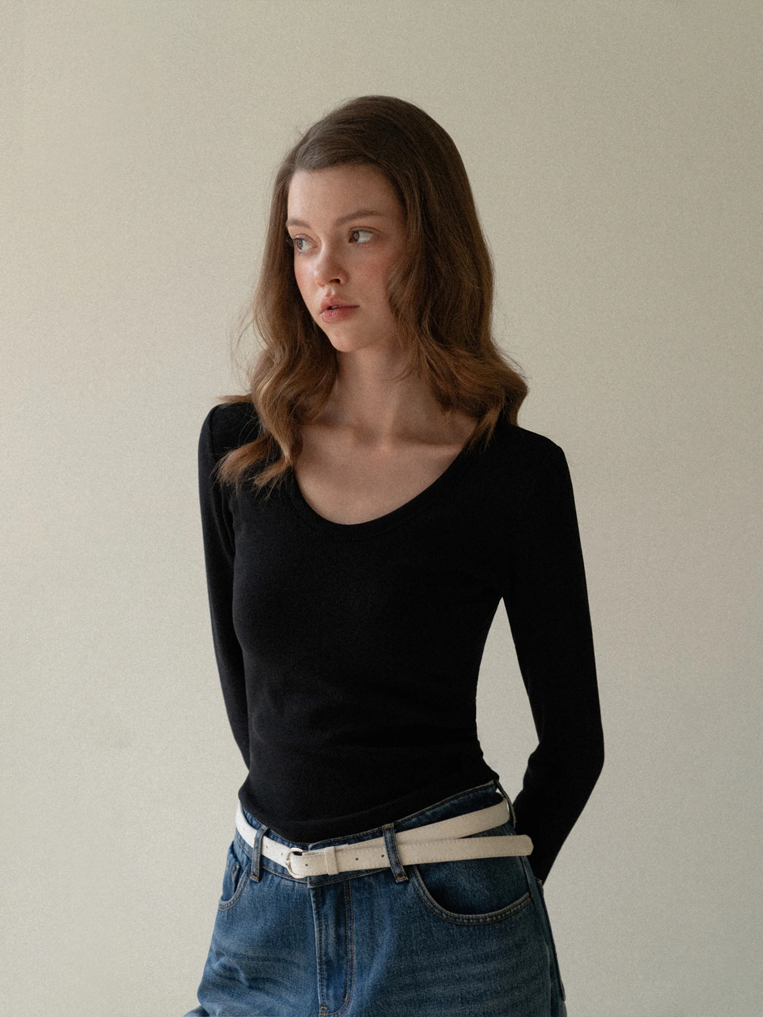 Теплая женская футболка с U-образным вырезом и флисовой подкладкой, утягивающая, с длинным рукавом, повседневная, модная, термо, комфортная, мягкая, утолщенная
Теплая женская футболка с U-образным вырезом и флисовой подкладкой, утягивающая, с длинным рукавом, повседневная, модная, термо, комфортная, мягкая, утолщенная