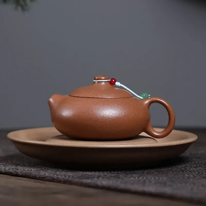 Chinese Tradition Yixing Purple Clay Teapot Beauty Tea Infuser Kettle Handmade Flat Shape Xishi Tea Pot Zisha Tea Set 140ml
Chinese Tradition Yixing Purple Clay Teapot Beauty Tea Infuser Kettle Handmade Flat Shape Xishi Tea Pot Zisha Tea Set 140ml