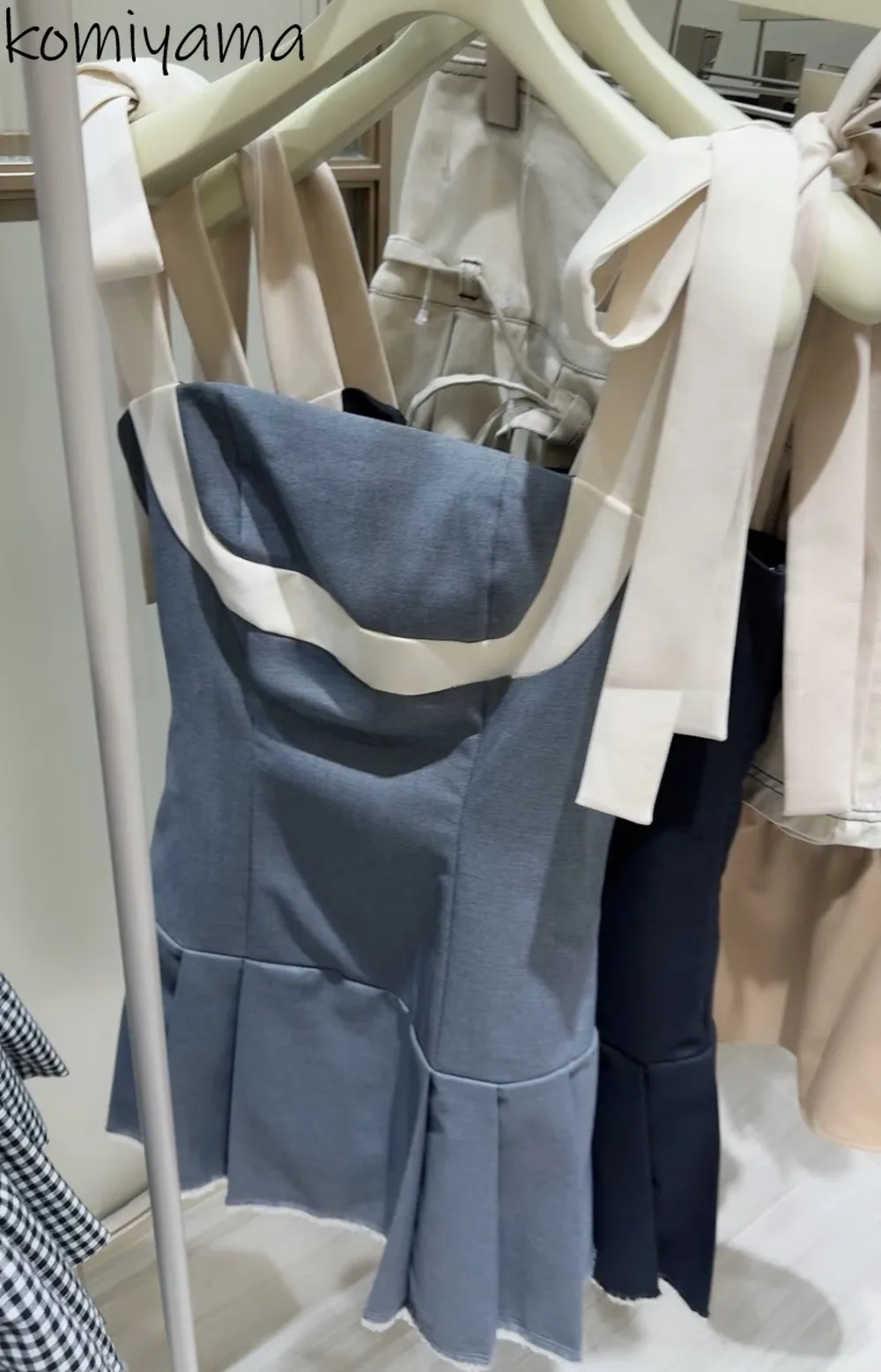 Hit Color Bandage Bow 2025 Vestidos Pleated Ball Gown Woman Dress Spicy Girl Sleeveless Dresses Robe Mini Ropa De Mujer
Hit Color Bandage Bow 2025 Vestidos Pleated Ball Gown Woman Dress Spicy Girl Sleeveless Dresses Robe Mini Ropa De Mujer