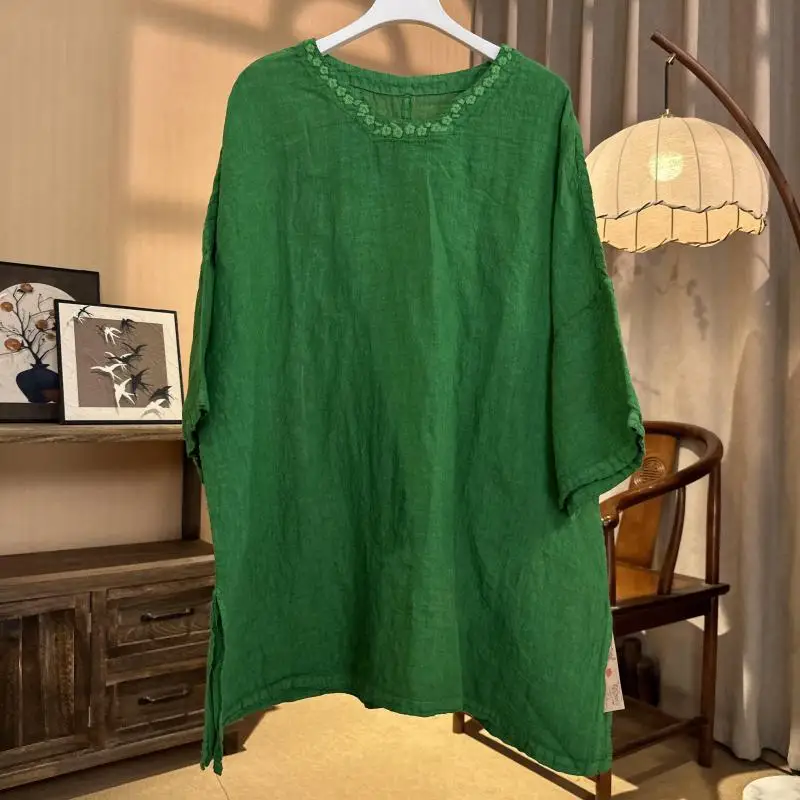 New 2026 Summer Arts Style Women V-neck Embroidery Cotton Linen Tee Shirt Femme Tops Vintage Short Sleeve Tshirt High Quality
New 2026 Summer Arts Style Women V-neck Embroidery Cotton Linen Tee Shirt Femme Tops Vintage Short Sleeve Tshirt High Quality