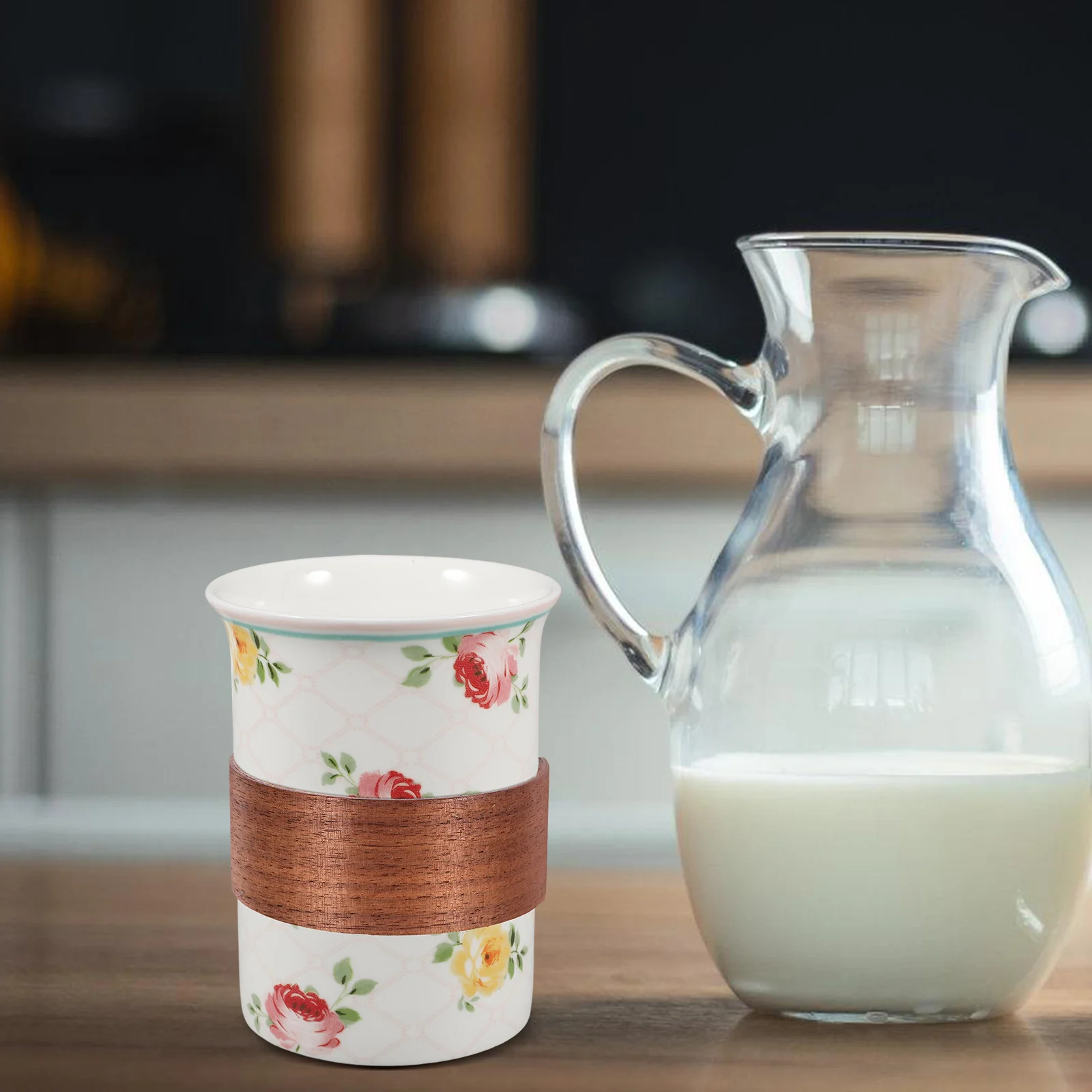 1pc Wooden Heat Insulation Cup Sleeve Sturdy Natural Wood Grain Design For Coffee Tea Bottle Outdoor Indoor Use Portable Drink 
1pc Wooden Heat Insulation Cup Sleeve Sturdy Natural Wood Grain Design For Coffee Tea Bottle Outdoor Indoor Use Portable Drink