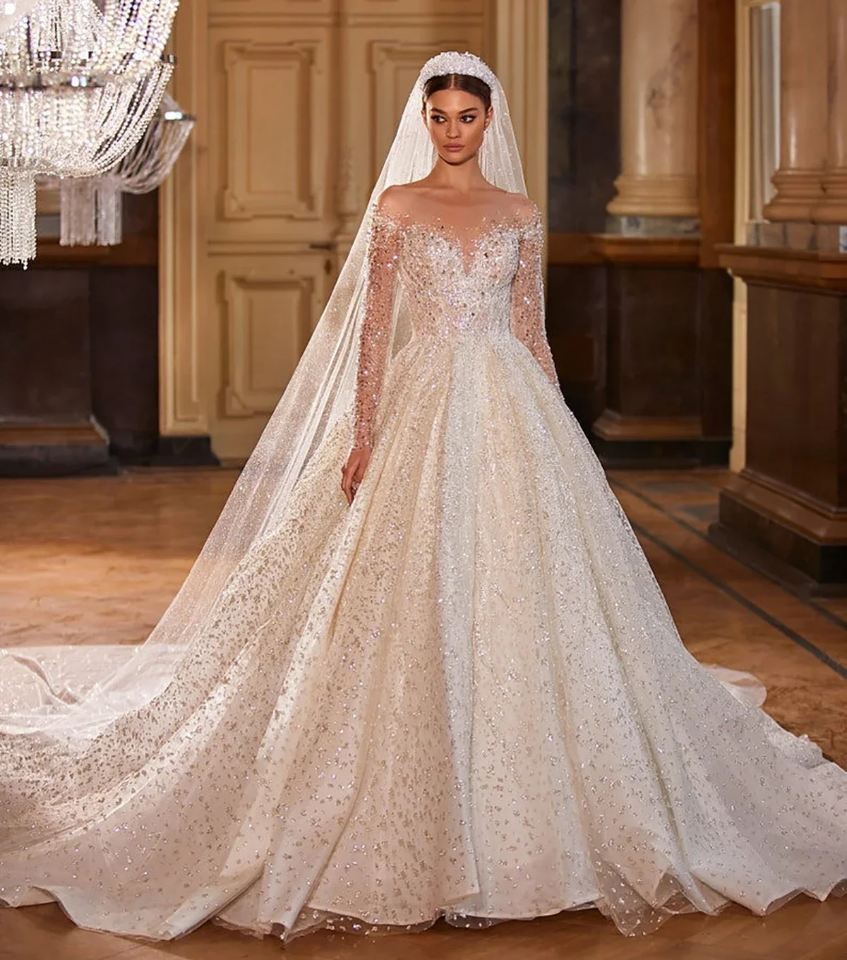 Elegant A-Line Lace Bead Embroidered Wedding Dress Sexy Round Neck Long Sleeved Dance Party Luxurious Bridal Gown Customized
Elegant A-Line Lace Bead Embroidered Wedding Dress Sexy Round Neck Long Sleeved Dance Party Luxurious Bridal Gown Customized