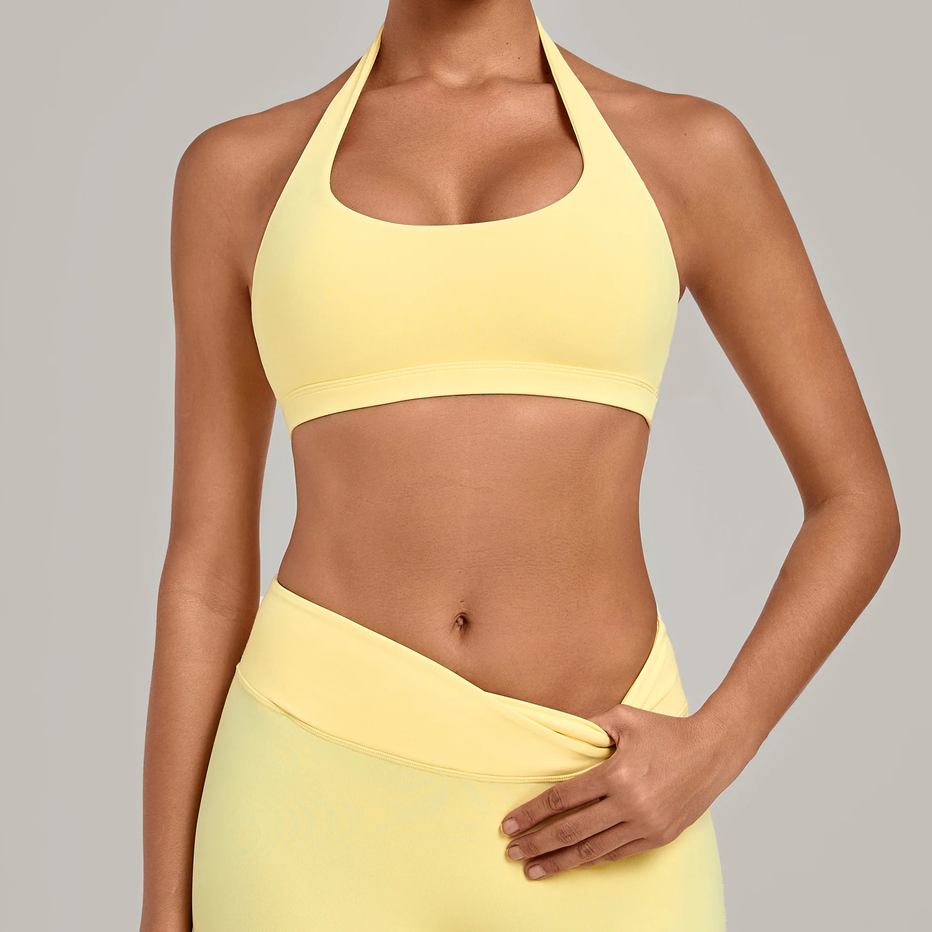 Gym Workout Yoga Sports Bras Fixed Halter Shoulder Strap Beautiful Back Tight Outdoor Sports Running Fitness Wear Backless Tops
Gym Workout Yoga Sports Bras Fixed Halter Shoulder Strap Beautiful Back Tight Outdoor Sports Running Fitness Wear Backless Tops