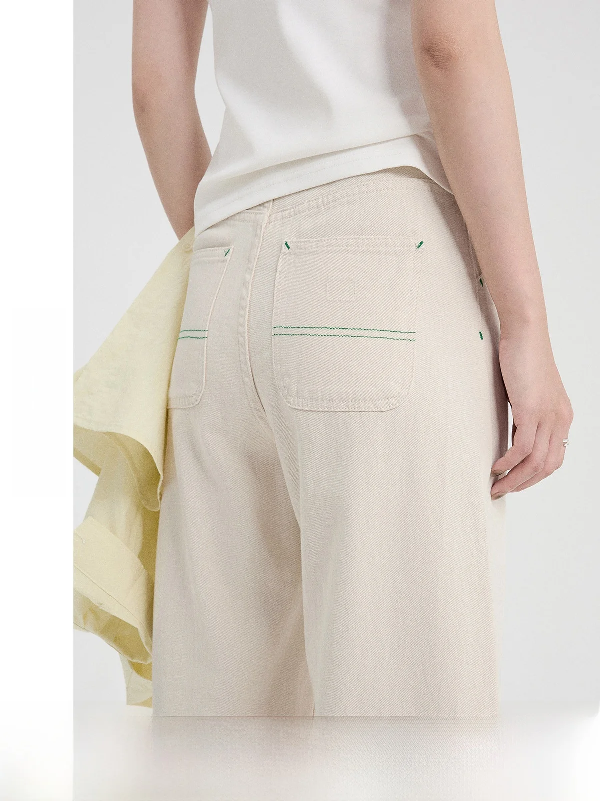 High Waist Flared Jeans Women's Spring New Style Vintage Embroidery Loose Versatile Slimming Pants Straight Leg Pure Color
High Waist Flared Jeans Women's Spring New Style Vintage Embroidery Loose Versatile Slimming Pants Straight Leg Pure Color