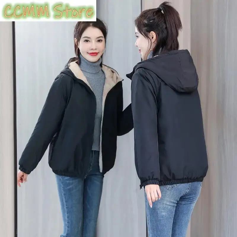 Add Velvet Padded Coat Women Winter Hooded Outerwear Ladies Warm Cotton-Padded Jacket New Fashion Overcoat Short Female Top
Add Velvet Padded Coat Women Winter Hooded Outerwear Ladies Warm Cotton-Padded Jacket New Fashion Overcoat Short Female Top