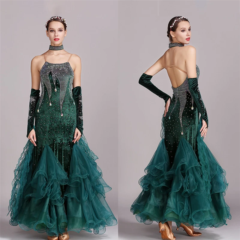 New Modern Dance Large Swing Dress Diamond-Encrusted Performance Dress Sexy Backless Dynamic Strap Elegant Elegant Dress
New Modern Dance Large Swing Dress Diamond-Encrusted Performance Dress Sexy Backless Dynamic Strap Elegant Elegant Dress