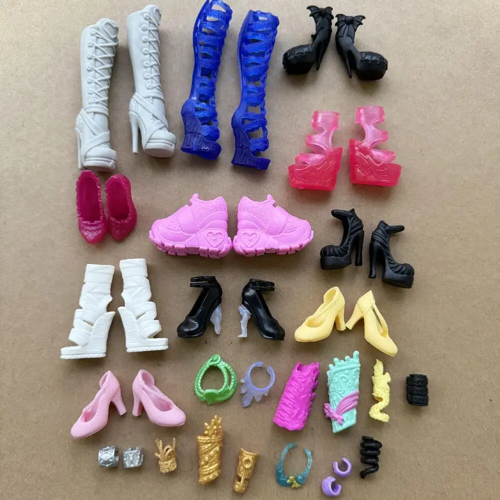 Monster Doll Shoes Long Boots Slippers Colorful Doll Accessories Bracelet Necklace
Monster Doll Shoes Long Boots Slippers Colorful Doll Accessories Bracelet Necklace