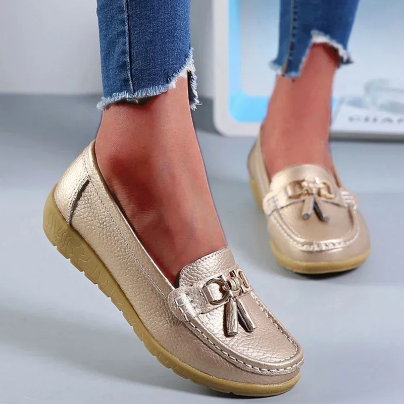 Shoes for Women Casual White Slip On Loafers Sneakers Woman Soft Low Heels Sports Tennis Woman Casual Sneaker Female Footwear
Shoes for Women Casual White Slip On Loafers Sneakers Woman Soft Low Heels Sports Tennis Woman Casual Sneaker Female Footwear