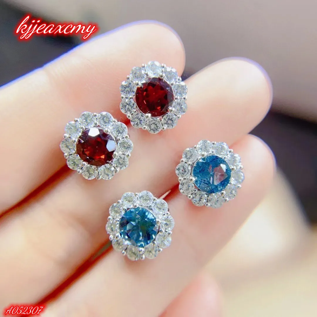 Женские серьги из серебра 925 пробы с натуральным красным гранатом и голубым топазом
Женские серьги из серебра 925 пробы с натуральным красным гранатом и голубым топазом
