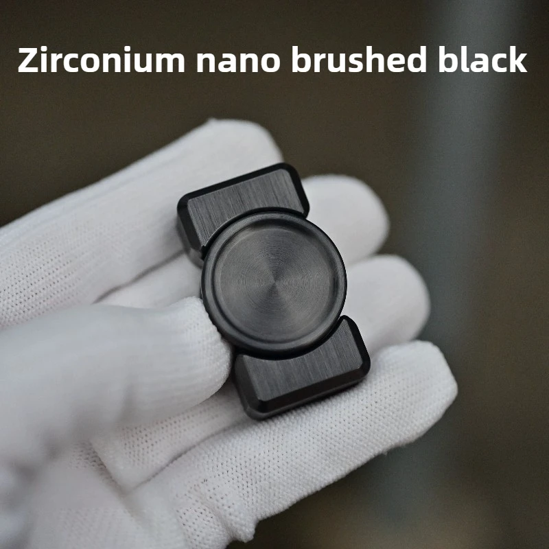 Новинка 2025 года, нано-циркониевый сплав, ударный EDC, механический металлический гироскоп на кончиках пальцев, процесс рисования, декомпрессия, настольная игрушка в подарок
Новинка 2025 года, нано-циркониевый сплав, ударный EDC, механический металлический гироскоп на кончиках пальцев, процесс рисования, декомпрессия, настольная игрушка в подарок