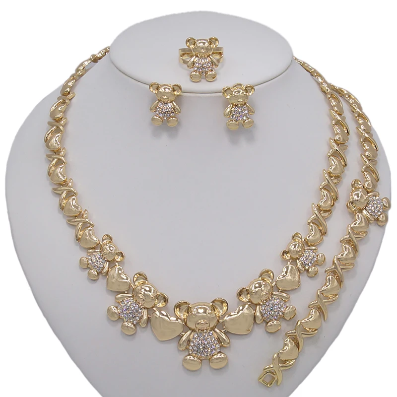 Женский комплект украшений «Маленький медвежонок» из 18-каратного золота, идеальные банкеты, свадьбы и вечеринки, красивый комплект украшений.
Женский комплект украшений «Маленький медвежонок» из 18-каратного золота, идеальные банкеты, свадьбы и вечеринки, красивый комплект украшений.