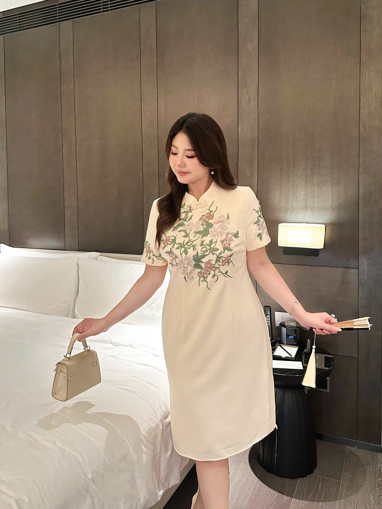 MCR plus Size Women's Clothing New Chinese Sle National Trend Embroidery Retro Stand Collar Improved Dr
MCR plus Size Women's Clothing New Chinese Sle National Trend Embroidery Retro Stand Collar Improved Dr